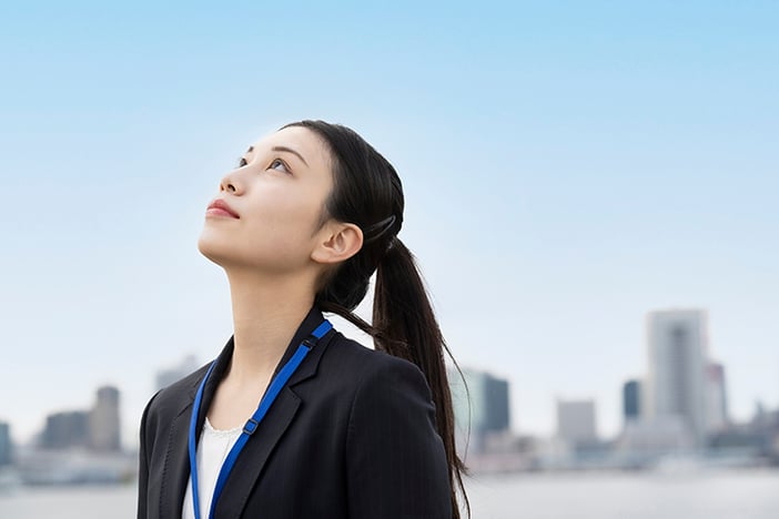 採用ブランディングの株式会社ジャリアの採用女性のイメージ