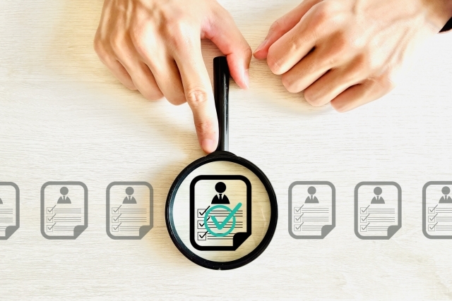 新卒採用の内定辞退対策を「会社案内」で行う方法について解説1