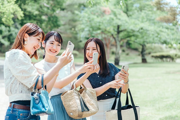 SNSマーケティングの株式会社ジャリアのSNSユーザーイメージ